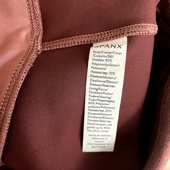 SPANX Faux Suede Leggings Womens Medium Tall Pink Rich Rose Shaping Soft Fall - Picture 7 of 12